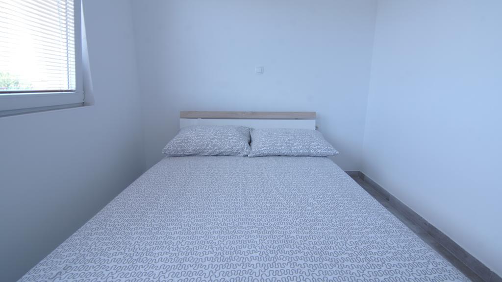 Apartments Domani Вир Екстериор снимка