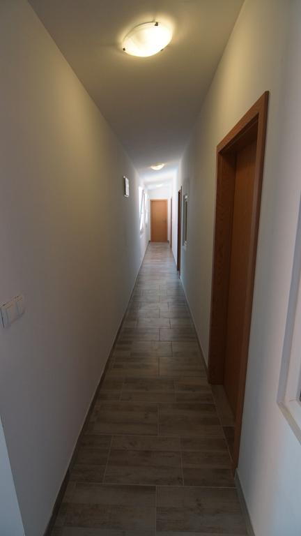 Apartments Domani Вир Екстериор снимка